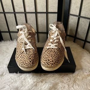 Universal Thread Cheetah Print Shoes